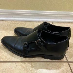 used calvin klein monk strap dress shoe (Size 9)